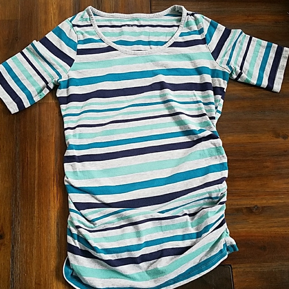 Maternity shirt